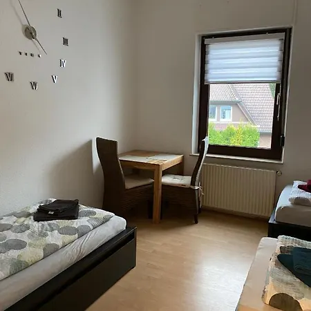 Work & Travel - Gratis Netflix - Seht Gute Verkehrsanbindung